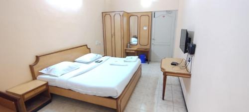 Theni Hotel | Hotel shri annalakshmi lodge