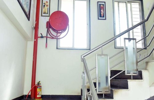 Wai Hotel | Hotel Shriniwas Executive, Wai