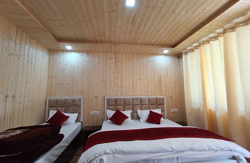 Gangotri Hotel | Hotel Shwetambara