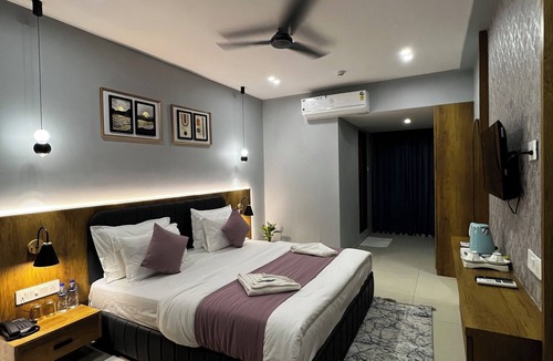 Surat Hotel | Hotel Siaan Palace