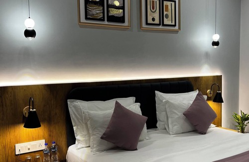 Surat Hotel | Hotel Siaan Palace
