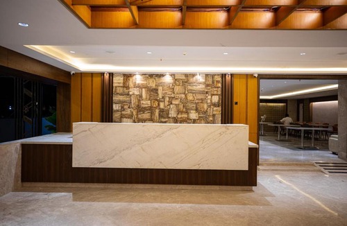 HITEC City Hotel | Hotel Silver Cle Hitech City Madhapur