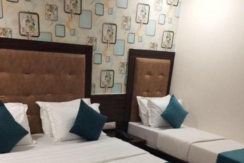 Chandkheda Hotel | Hotel Silver Inn, Ahmedabad