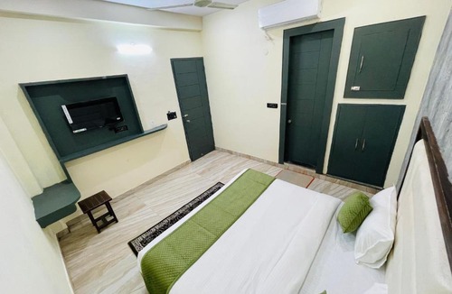 Mathura Hotel | Hotel silverkey elite