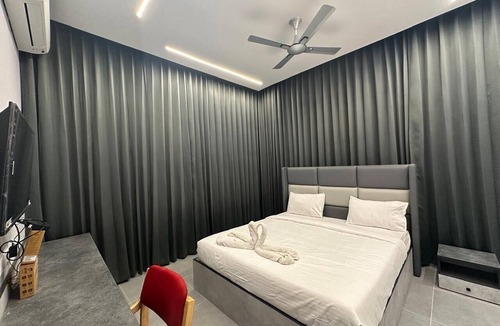 HITEC City Hotel | Hotel Siri Inn