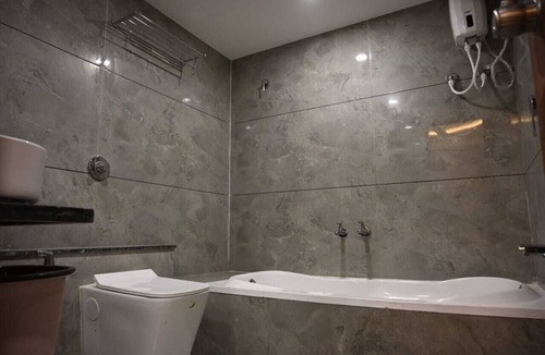 Ahmedabad Hotel | HOTEL SKY GOLD