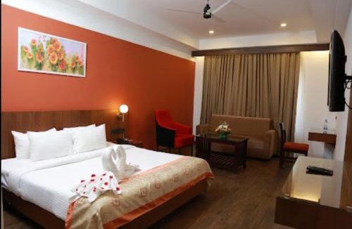 Thalassery Hotel | HOTEL SKY PARADISE