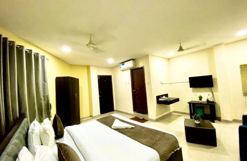 Shamshabad Hotel | Hotel Sky Park
