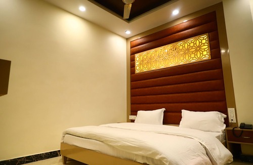Jagadhri Hotel | HOTEL SOLUXE