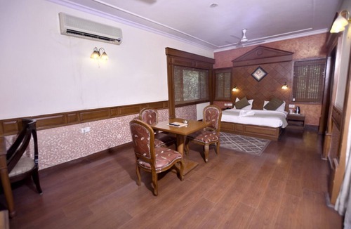 Rudrapur Hotel | Hotel Sonia