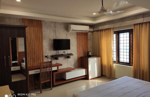 Guruvayur Hotel | Hotel Sree Gokulam Apartments