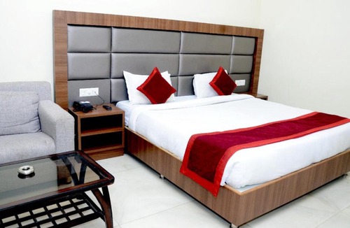 Hazaribagh Bed & Breakfast | Hotel Sri Vinayak