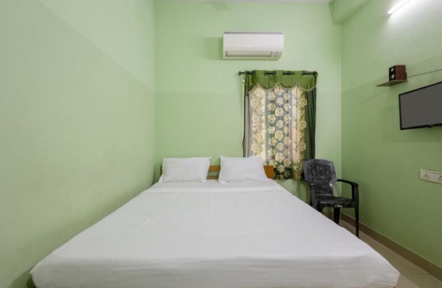 Kakinada Hotel | Hotel Sridevi Grand