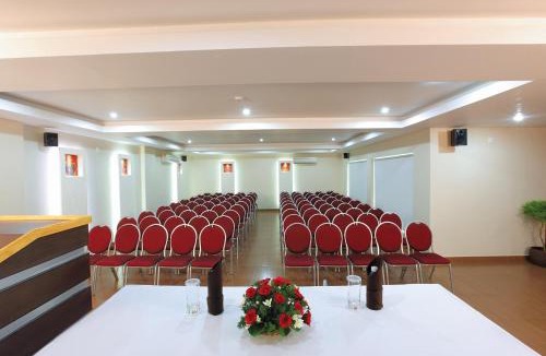 Chittur Hotel | HOTEL SRIVATSA REGENCY