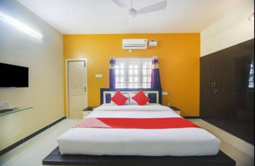 Perungalathur Hotel | Hotel STAR INN
