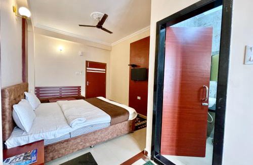 Puri Hotel | Hotel Subham Beach inn ! PURI near-sea-beach-and-temple fully-air-conditioned-hotel with-lift-and-parking-facility - 3