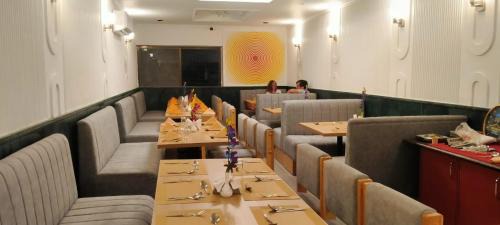 Bodh Gaya Hotel | Hotel Sujata