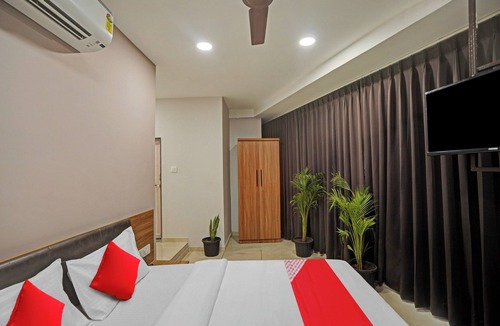 Adajan Hotel | Hotel Sukoon, Best Luxurious Hotel Rooms In Surat City Center