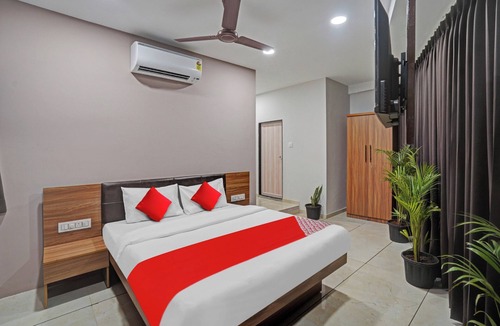 Adajan Hotel | Hotel Sukoon, Best Luxurious Hotel Rooms In Surat City Center