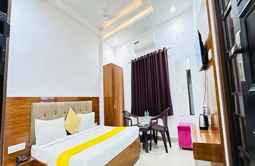 Central Area Hotel | Hotel Sunrise Palace Udaipur
