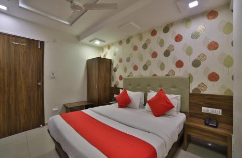 Chandkheda Hotel | Hotel Sunstar Inn