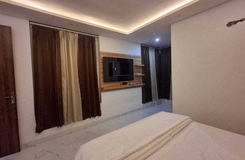 Mayapur Hotel | Hotel Surya Inn