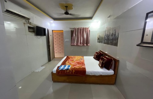 Rajkot Hotel | hotel suryadev