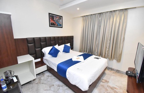 Rabale Hotel | Hotel Swagath Residency