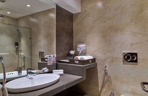 Jayadev Vihar Hotel | Hotel Swosti Premium