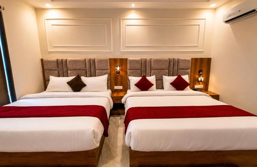 Agra Hotel | Hotel Taj Harmony Near Jay Pee Palace