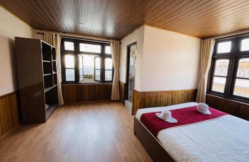 Pelling Hotel | Hotel Tashiling Stay