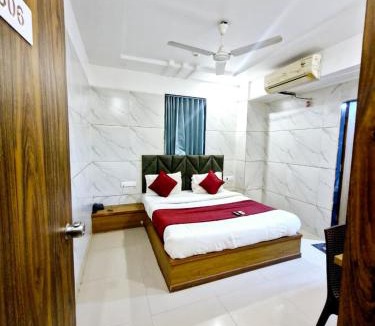 Gandhinagar House | Hotel the grand pritam