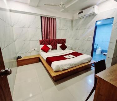 Gandhinagar House | Hotel the grand pritam