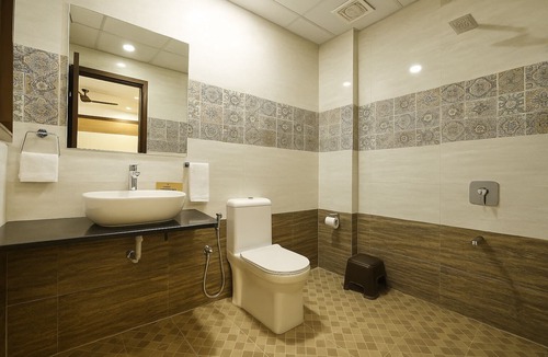 Shivalik Nagar Hotel | Hotel The Heights