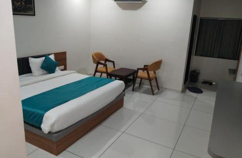Somnath Hotel | Hotel The Premier Somnath