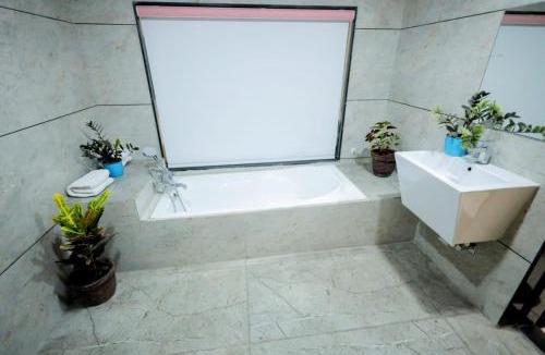 Somnath Hotel | Hotel The Premier Somnath