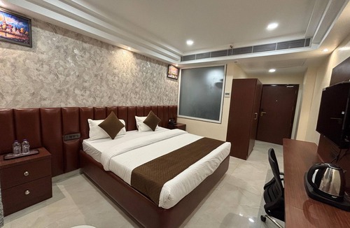 Gorakhpur Hotel | Hotel The Spark