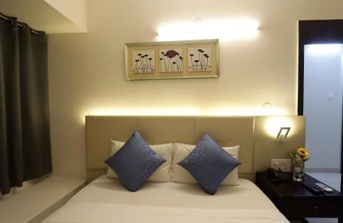 Ahmednagar Hotel | Hotel The White House