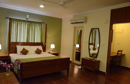 Bengaluru Hotel | Hotel Trinity Suites