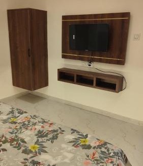 Karad Hotel | Hotel Tulip Inn & Lodging