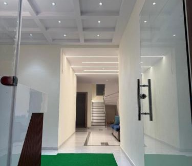 Karad Hotel | Hotel Tulip Inn & Lodging