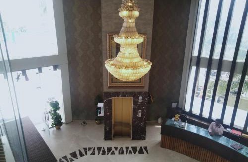 Ahmednagar Hotel | Hotel Udayanraje Palace