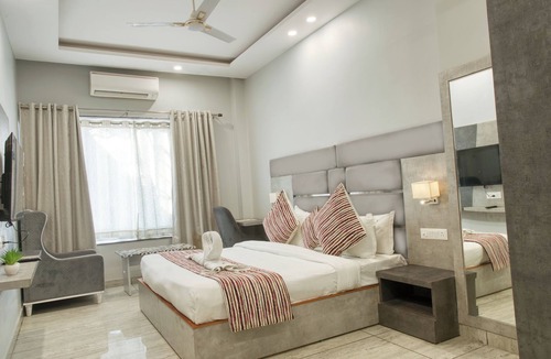 Dehradun Hotel | Hotel Vasdaa Grand