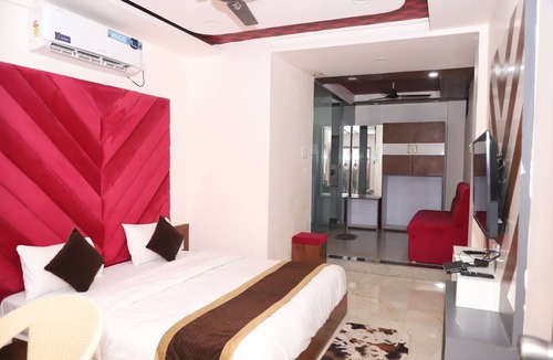 Hoshangabad Hotel | Hotel Vatika Palace Narmadapuram