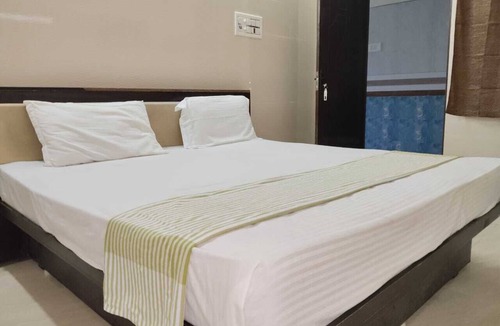 Nattarasankottai Hotel | Hotel Velusamy Inn