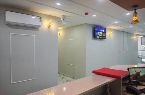 Gandhinagar Hotel | Hotel Vihaana