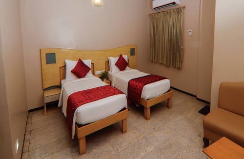Uttukuli Hotel | Hotel Vinayaga Excellenciy Tiruppur