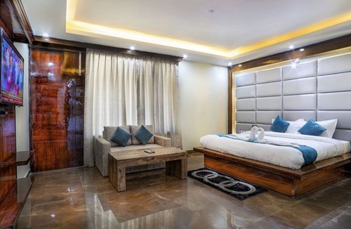 Sukha Hotel | HOTEL VINSOBER MONAL