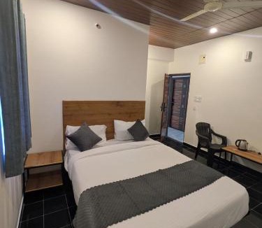Ibrahimpatan Cabin | Hotel Virat Stay
