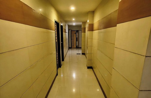 Surat Hotel | Hotel vishal